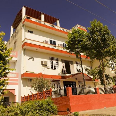Tiger Safari Resort Sawai Madhopur Exteriör bild