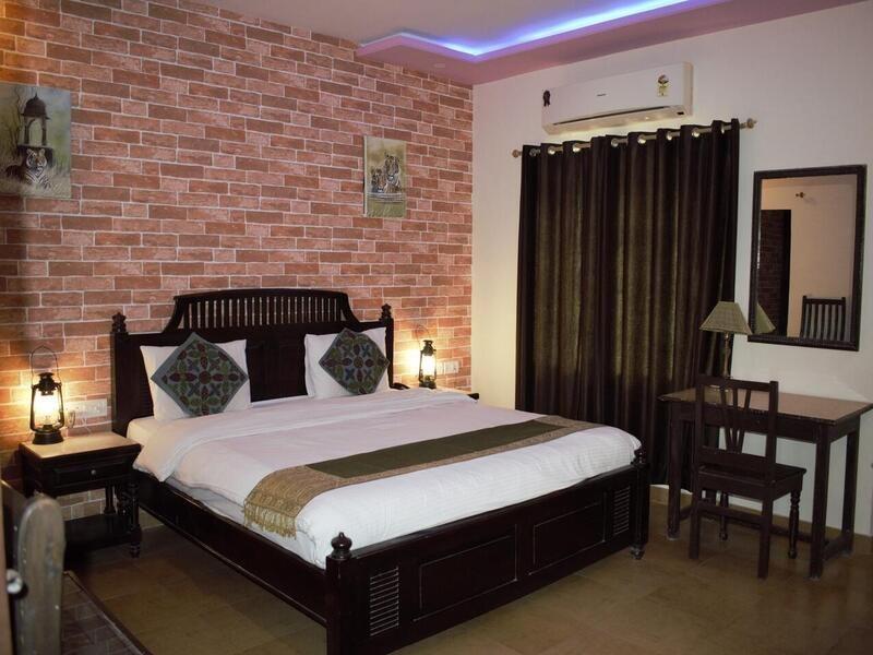 Tiger Safari Resort Sawai Madhopur Exteriör bild