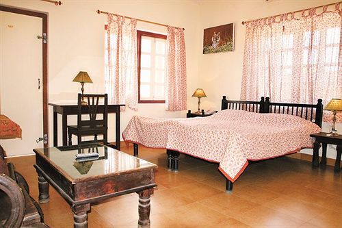 Tiger Safari Resort Sawai Madhopur Exteriör bild